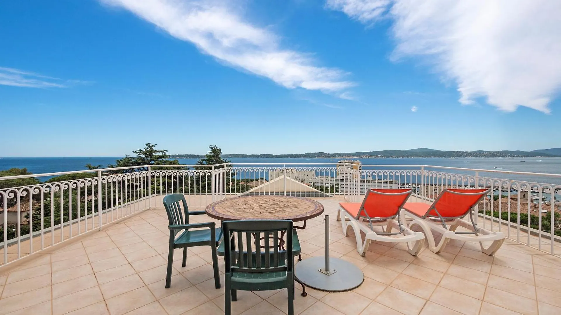 Residence Les Tourelles 3*, Sainte-Maxime France
